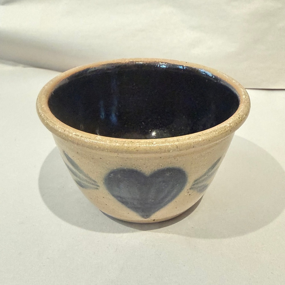 Conner Prairie 1995 Stoneware Bowl Cobalt Blue Heart Motif Indiana‎ Folk Pottery